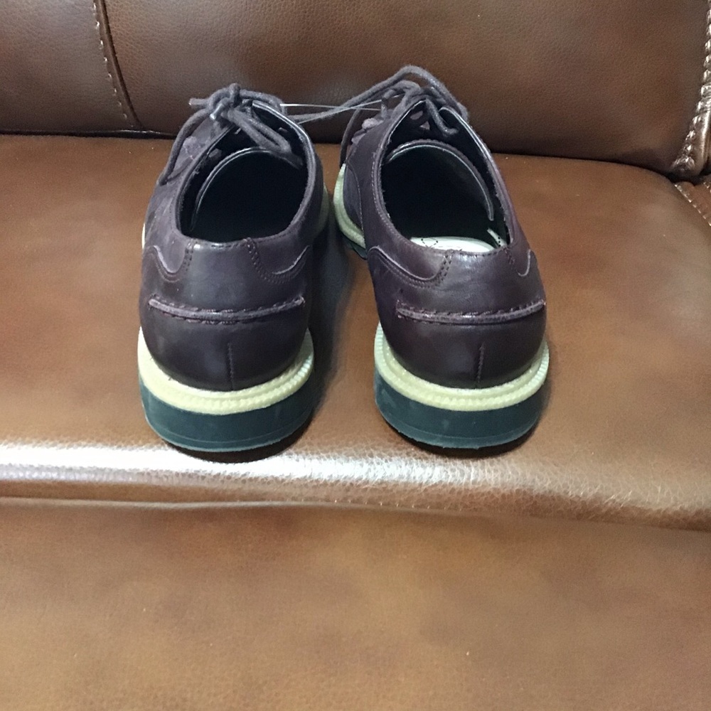 Clark Shoes - Picture 2 of 6